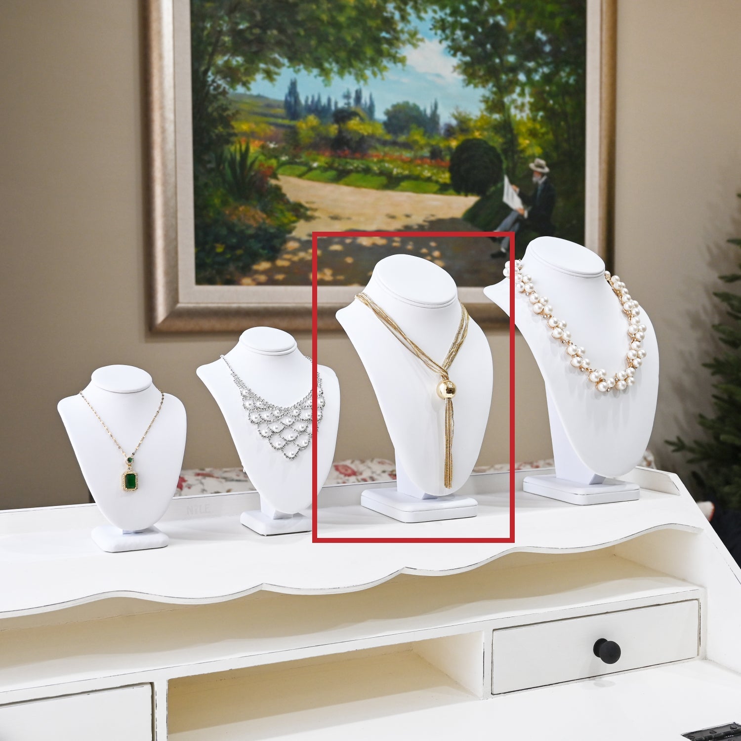 #189-7 Necklace Display Bust