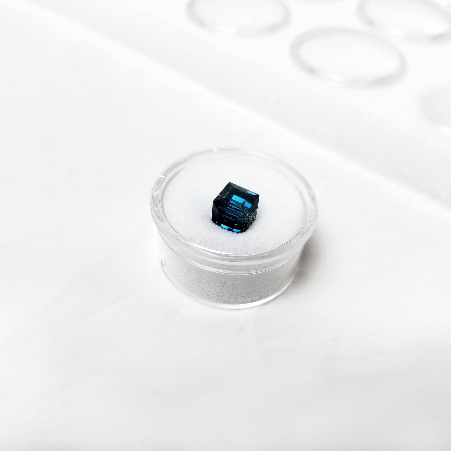 #83-2 (50) Gemstone Jar Tray Liner