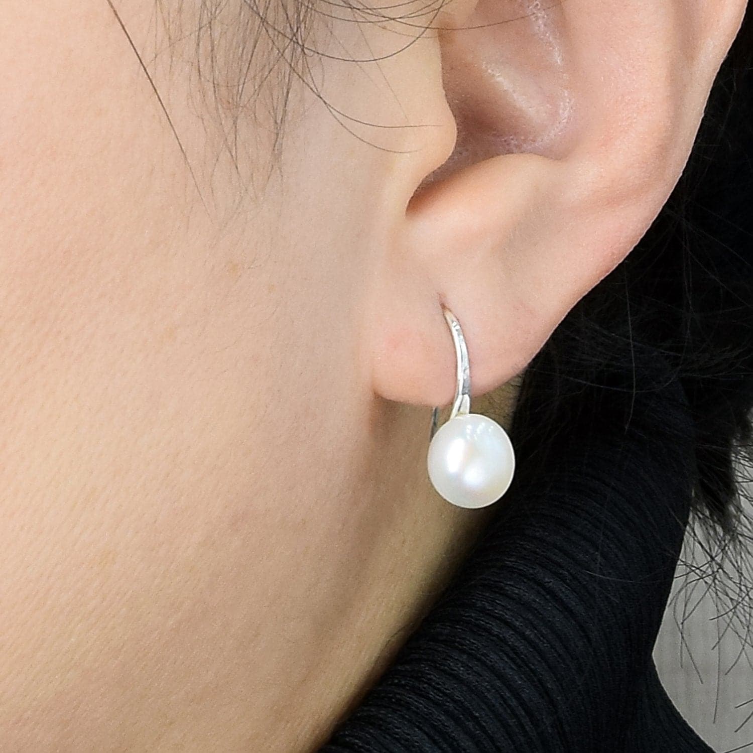 #GIF-P0509E Silver Plated Button Freshwater Cultured Pearl Earrings
