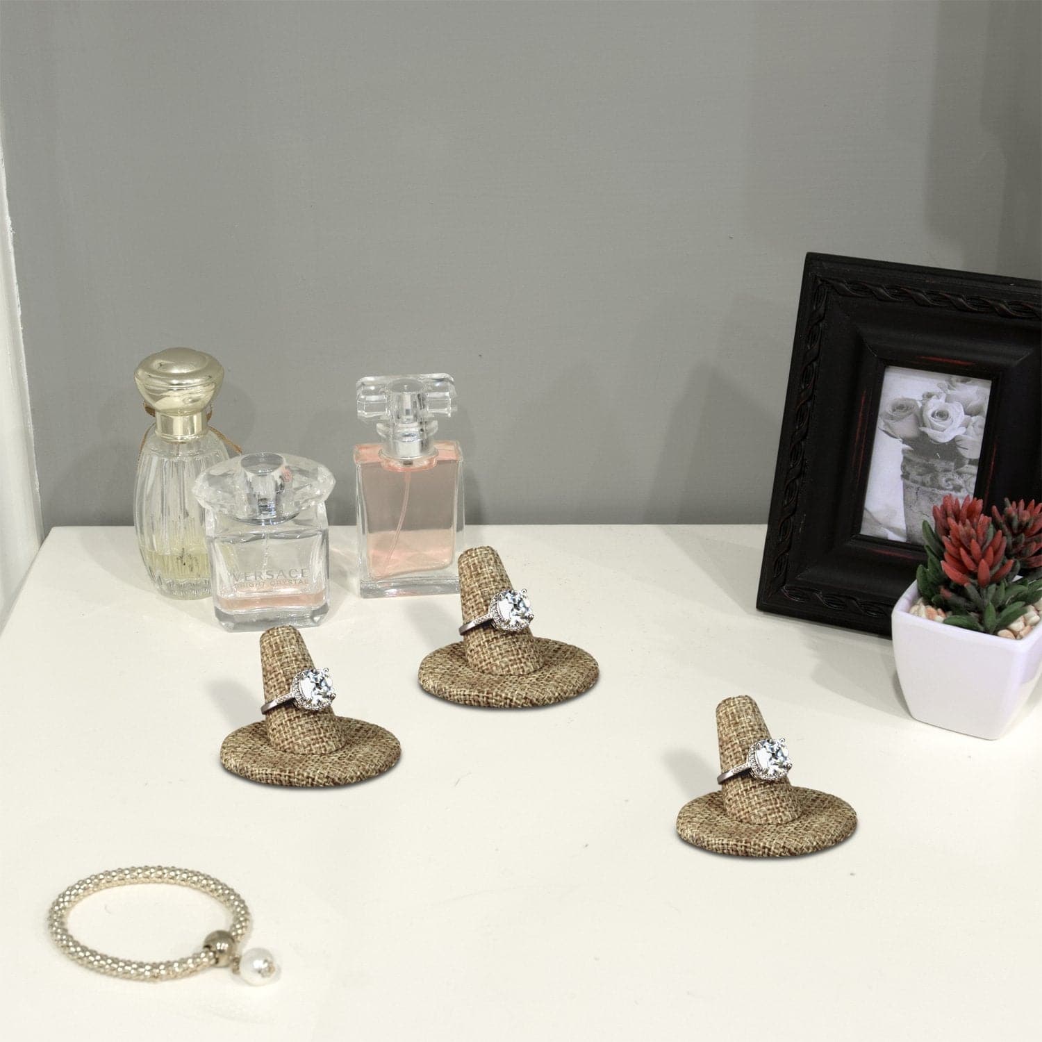 #RD-2442N Ring Display with Round Base Stand