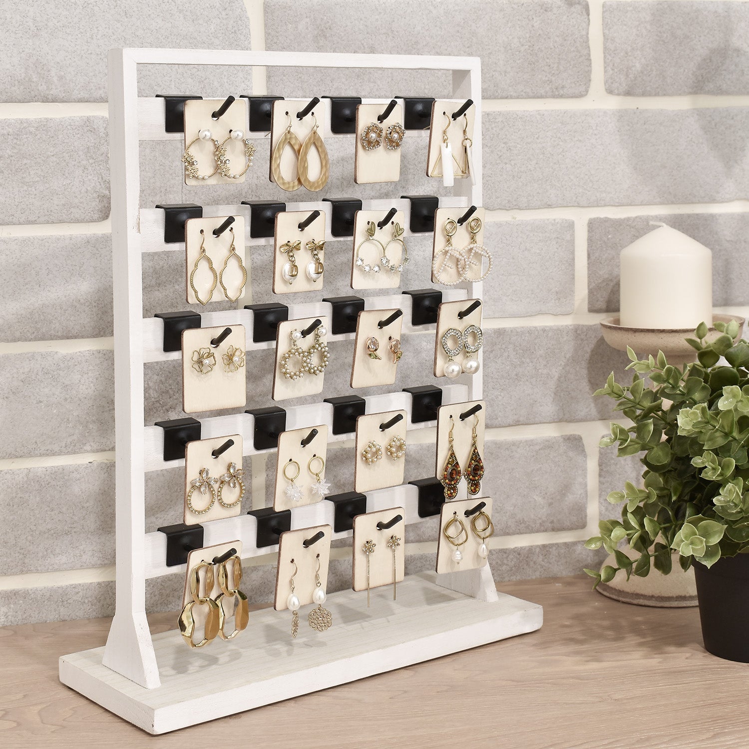 #WD2005 Wooden jewelry rack with 20 black hooks