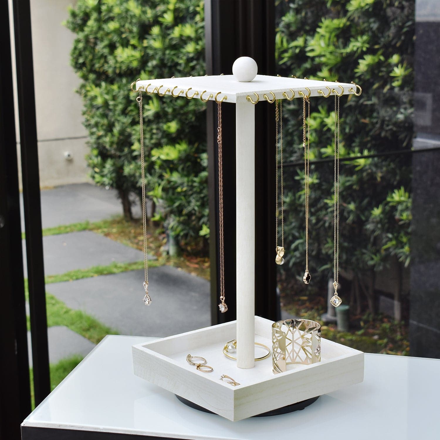 #WD2627  Rotating jewelry organizer