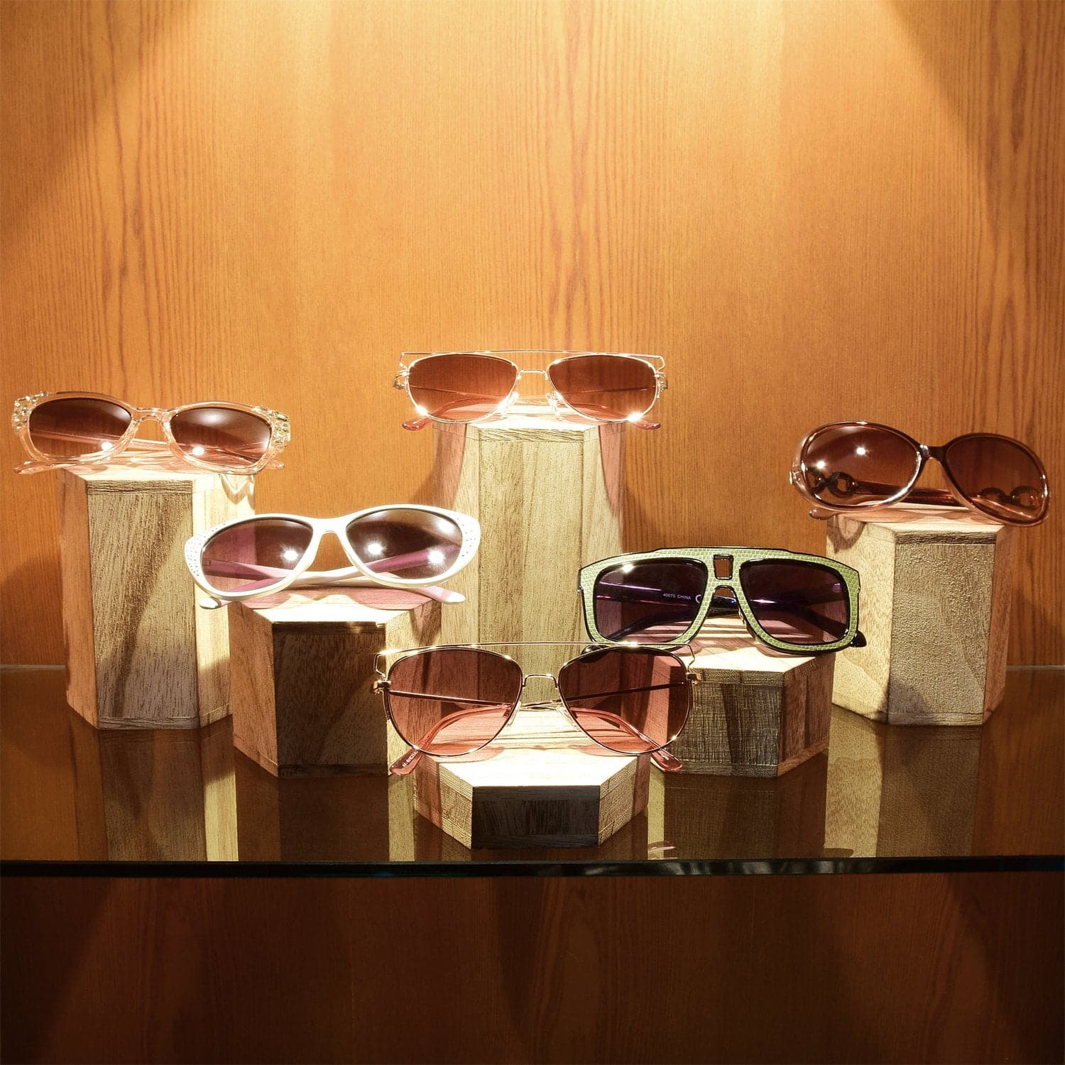 #WD513 Wooden 6 Pcs Hexagon Risers Display